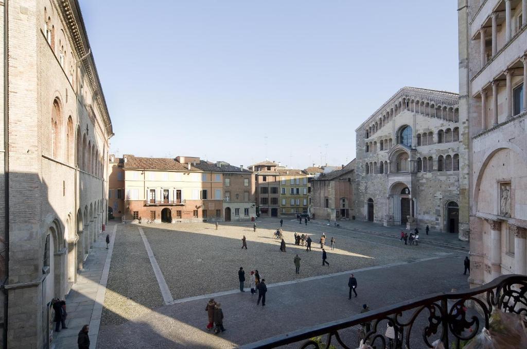 Palazzo Dalla Rosa Prati Aparthotel Parma Kültér fotó